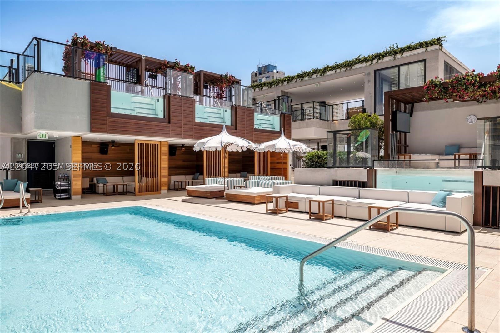 image E11EVEN Hotel & Residences27