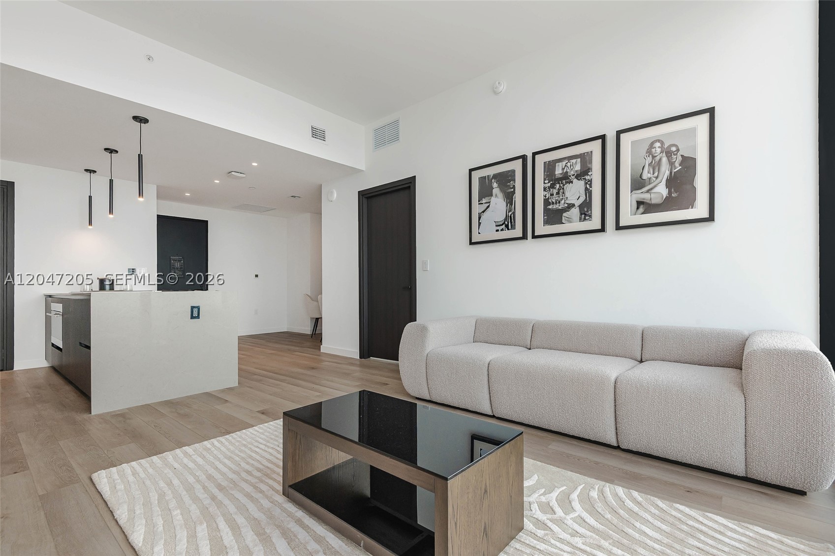 image E11EVEN Hotel & Residences2