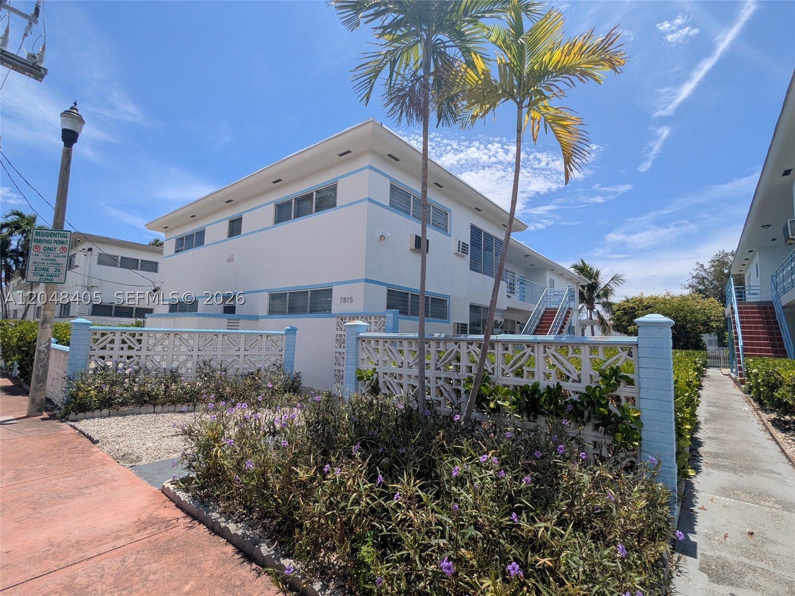 7805 Crespi Blvd #1