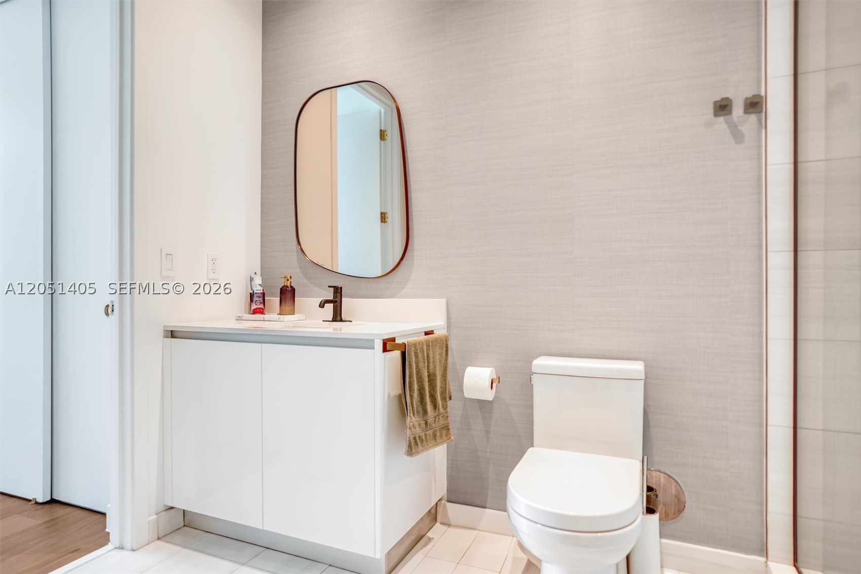 2655 S Bayshore Dr #1805 Miami, FL 33133