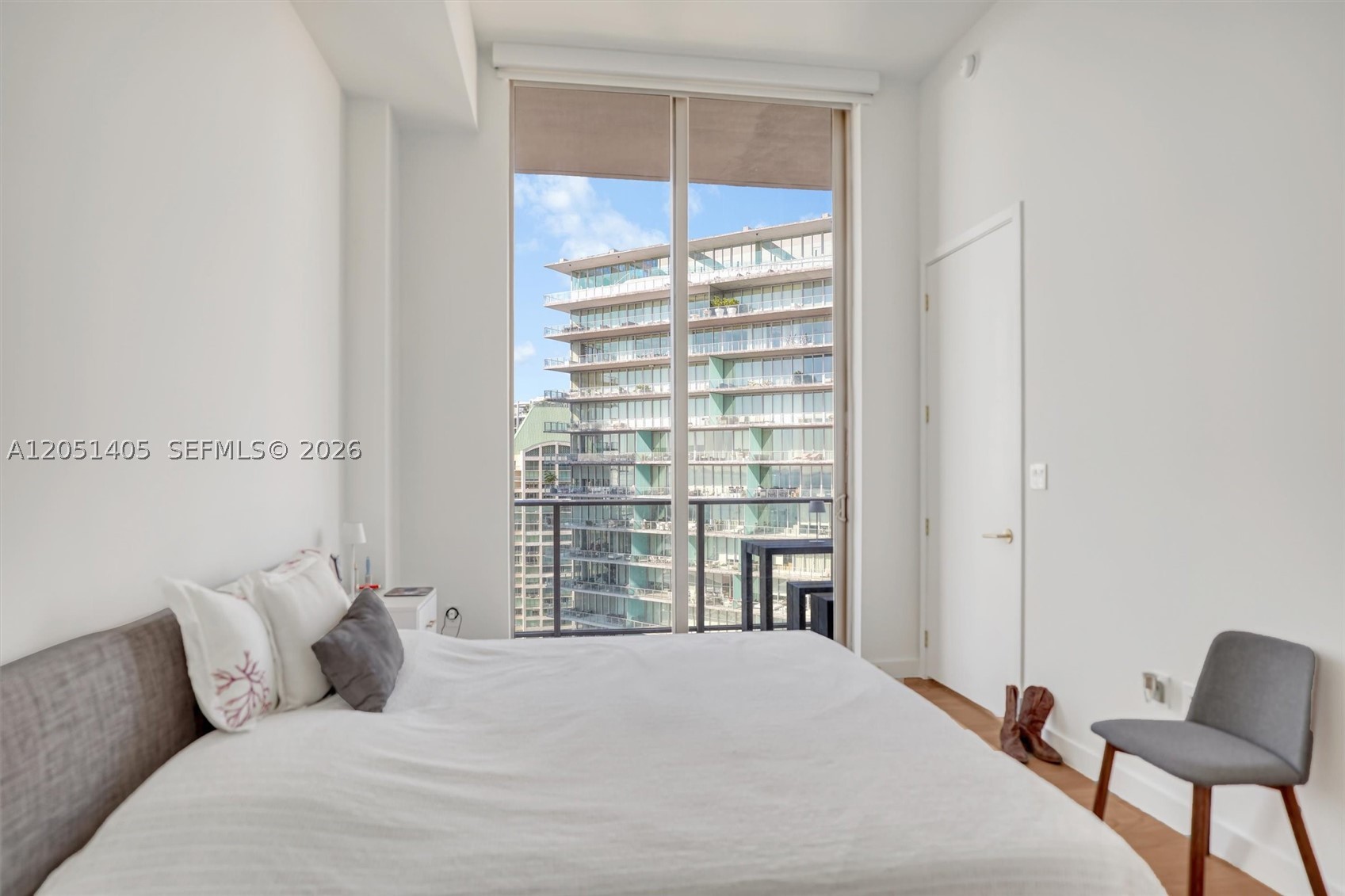 2655 S Bayshore Dr #1805 Miami, FL 33133