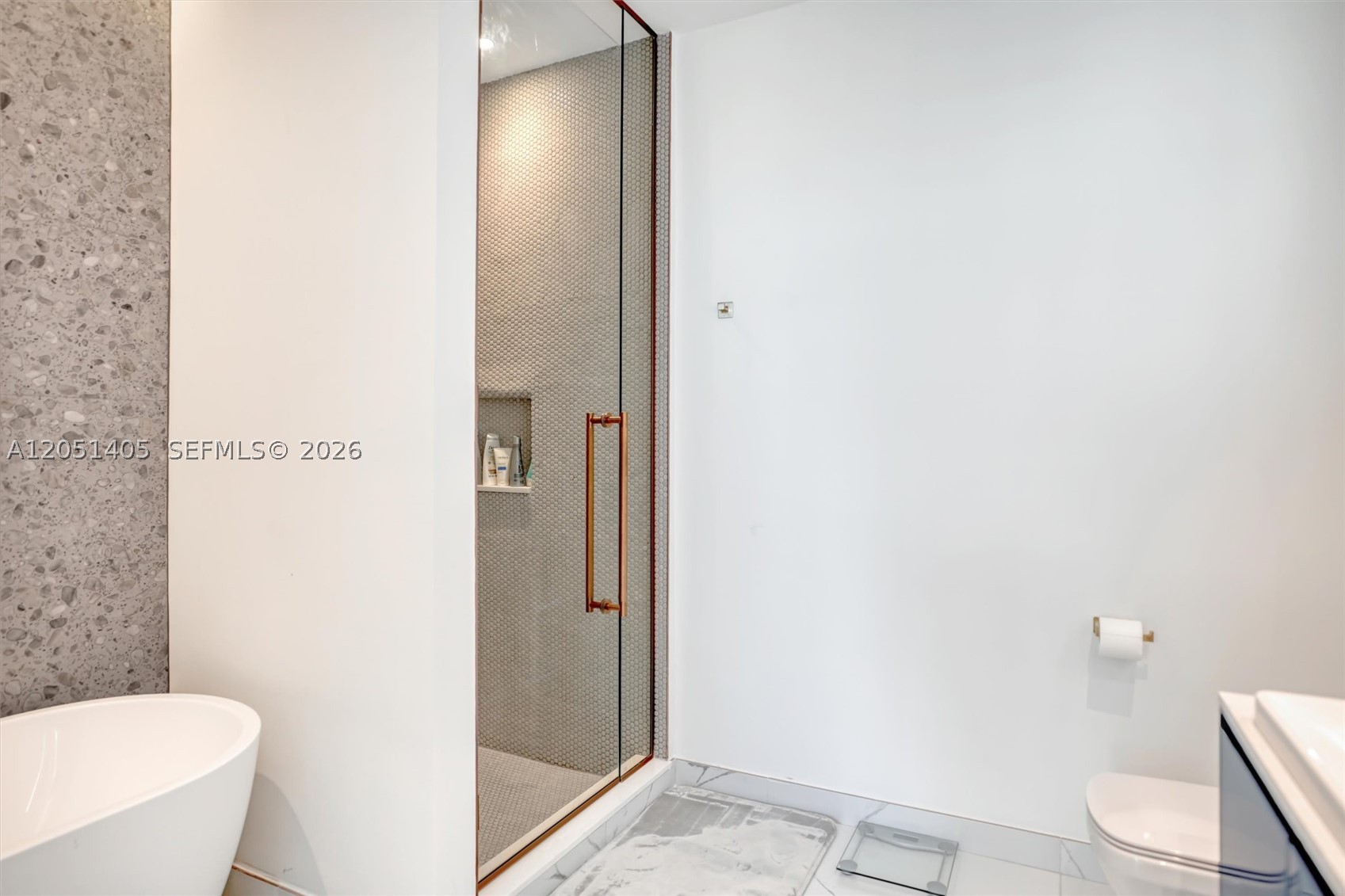 2655 S Bayshore Dr #1805 Miami, FL 33133
