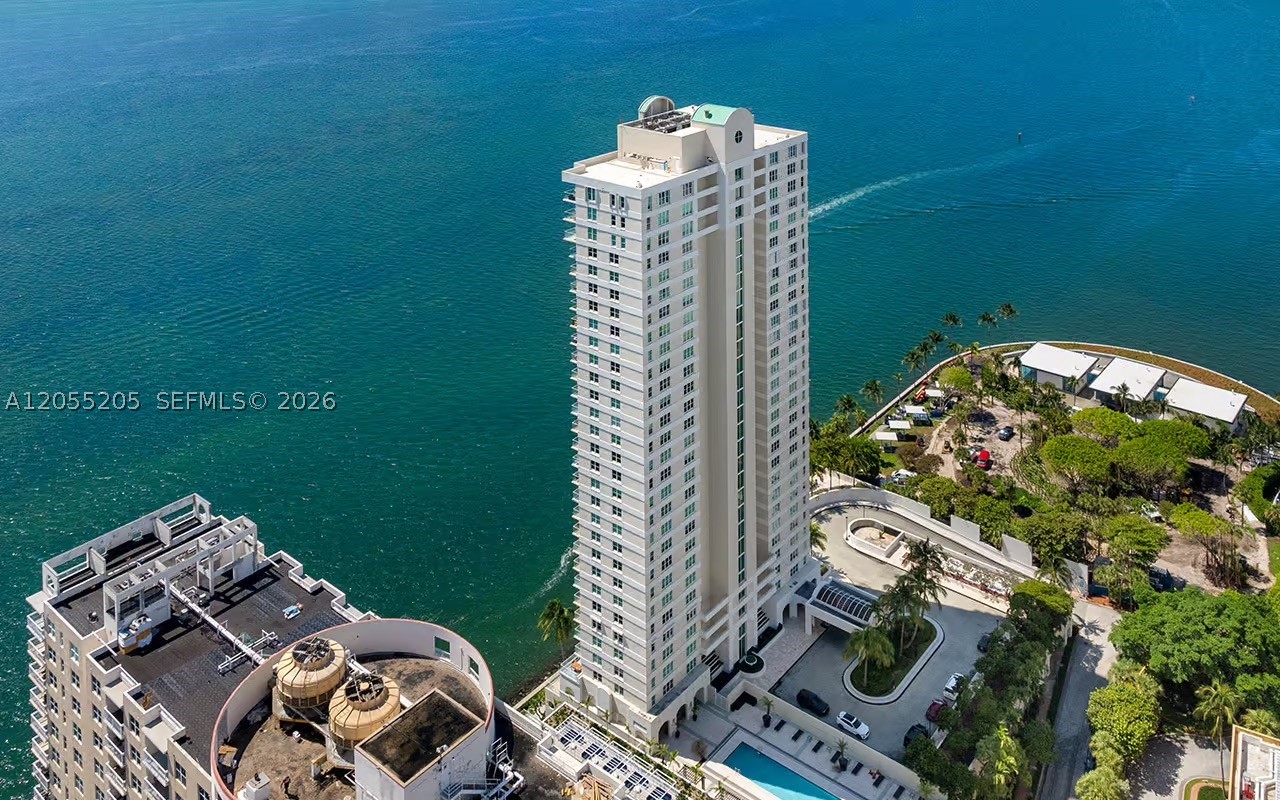 800 Claughton Is Dr #1204 Miami, FL 33131