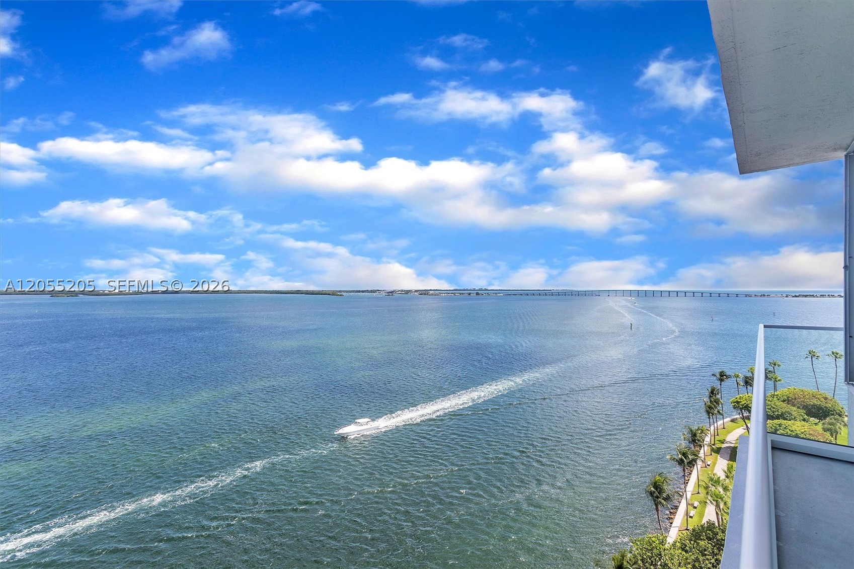 800 Claughton Is Dr #1204 Miami, FL 33131