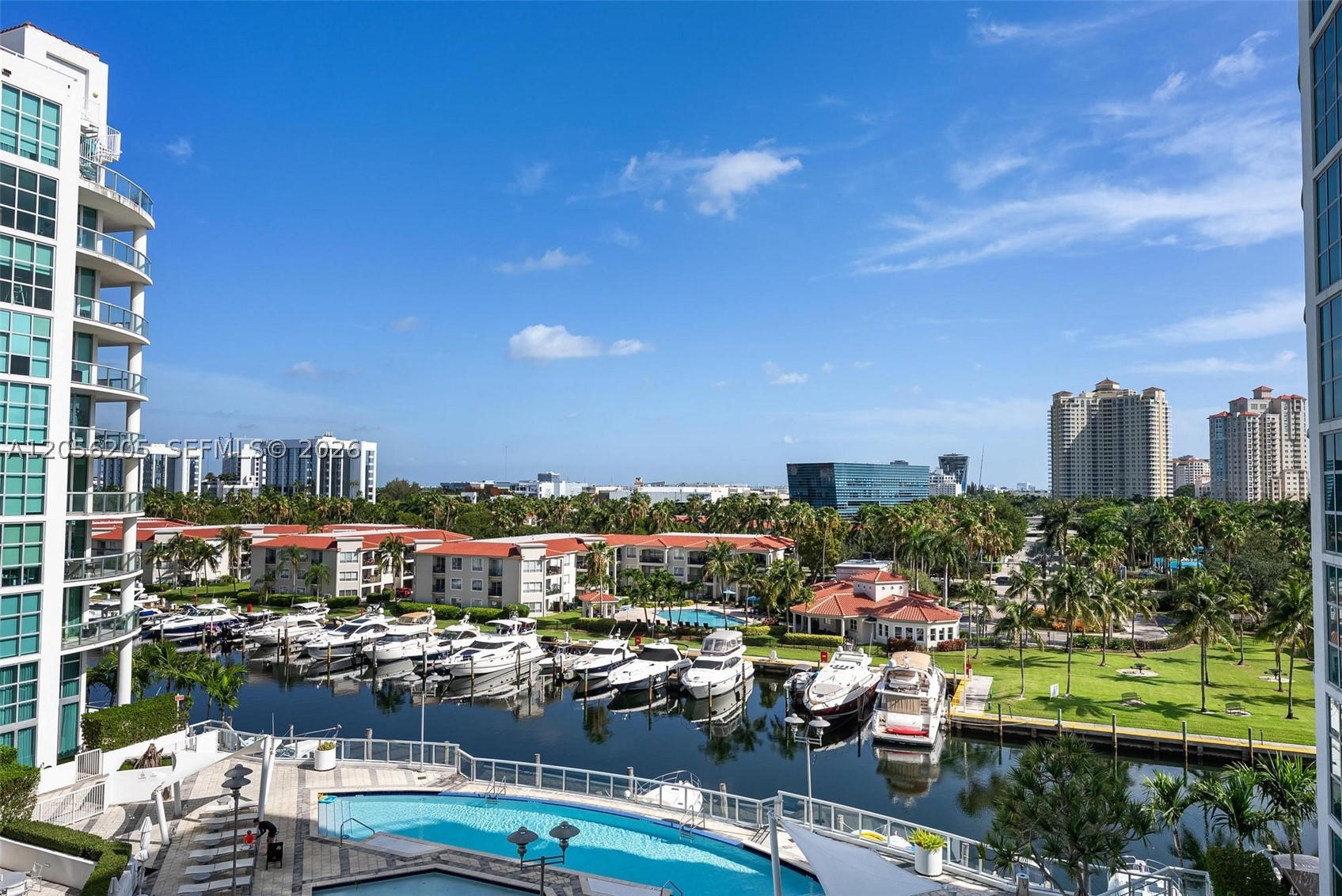 image The Atrium at Aventura16