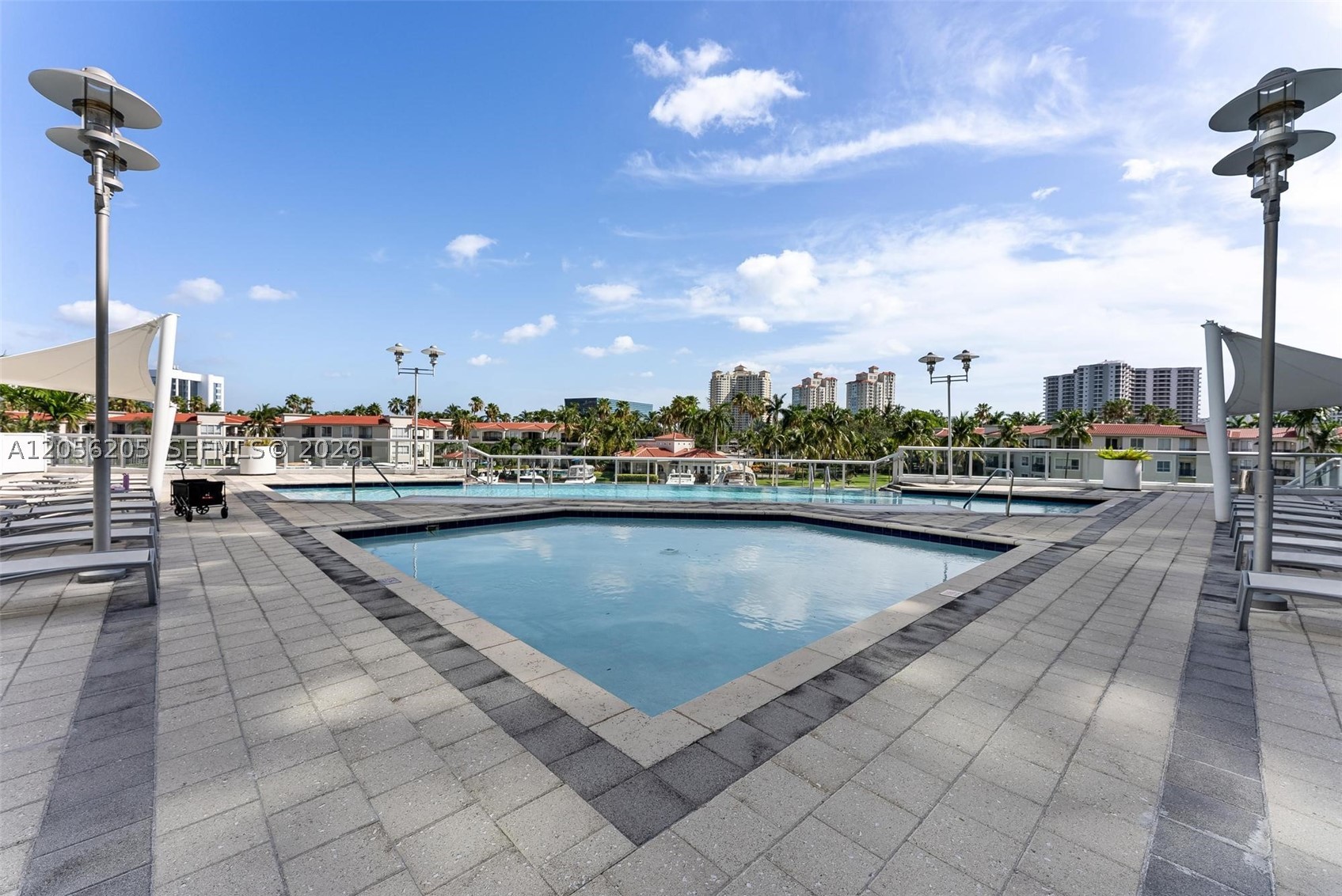 image The Atrium at Aventura18