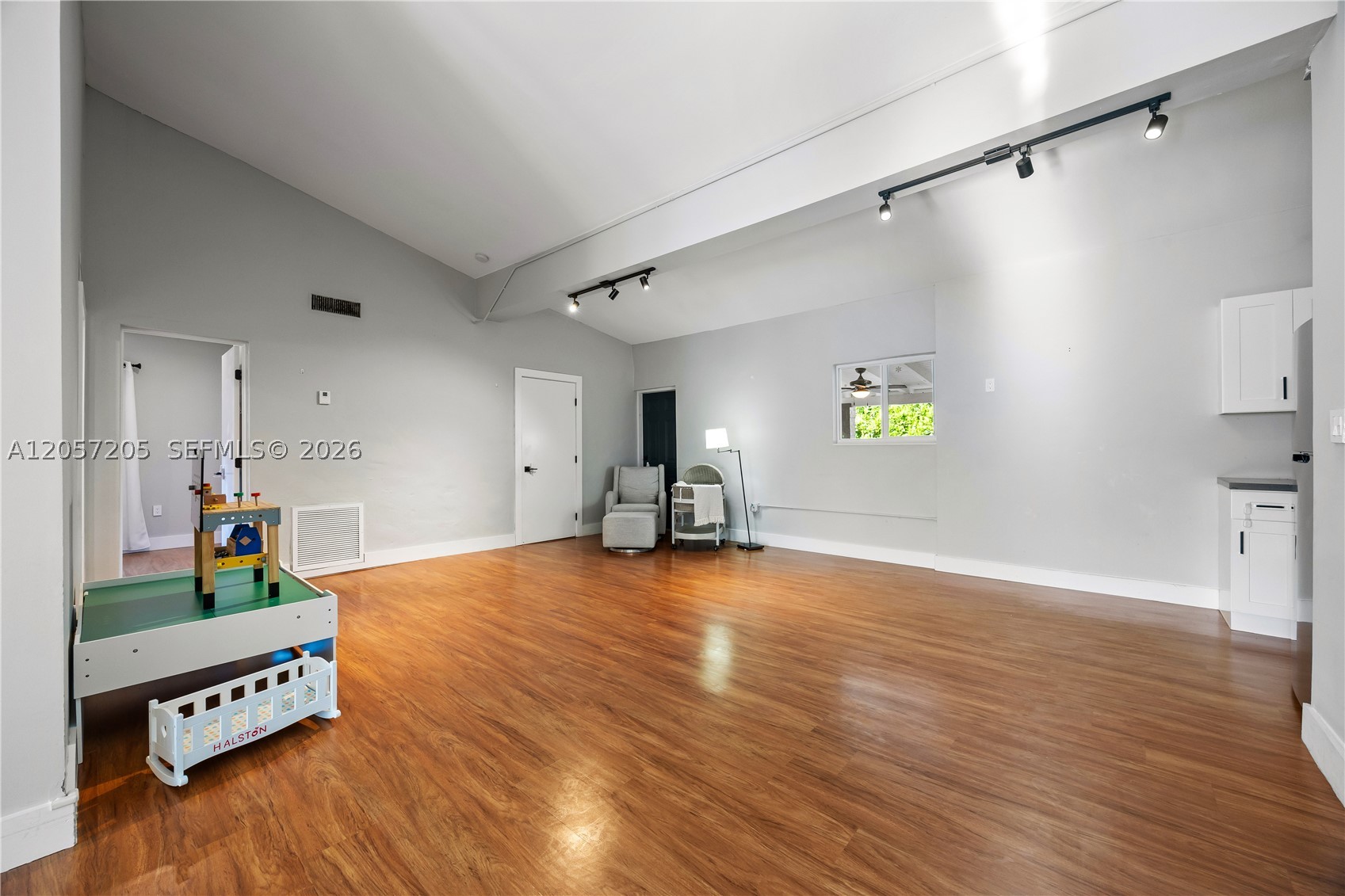 1651 SW 13th Ave Miami, FL 33145