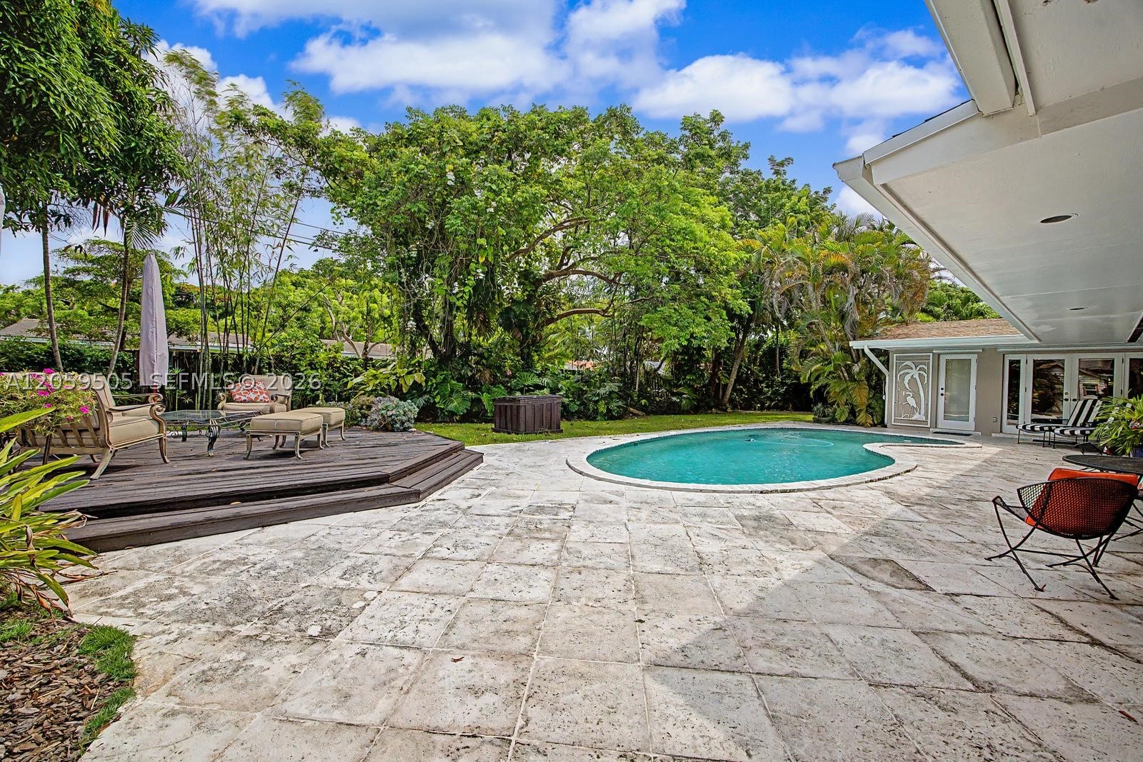 7331 SW 117th Ter Pinecrest, FL 33156