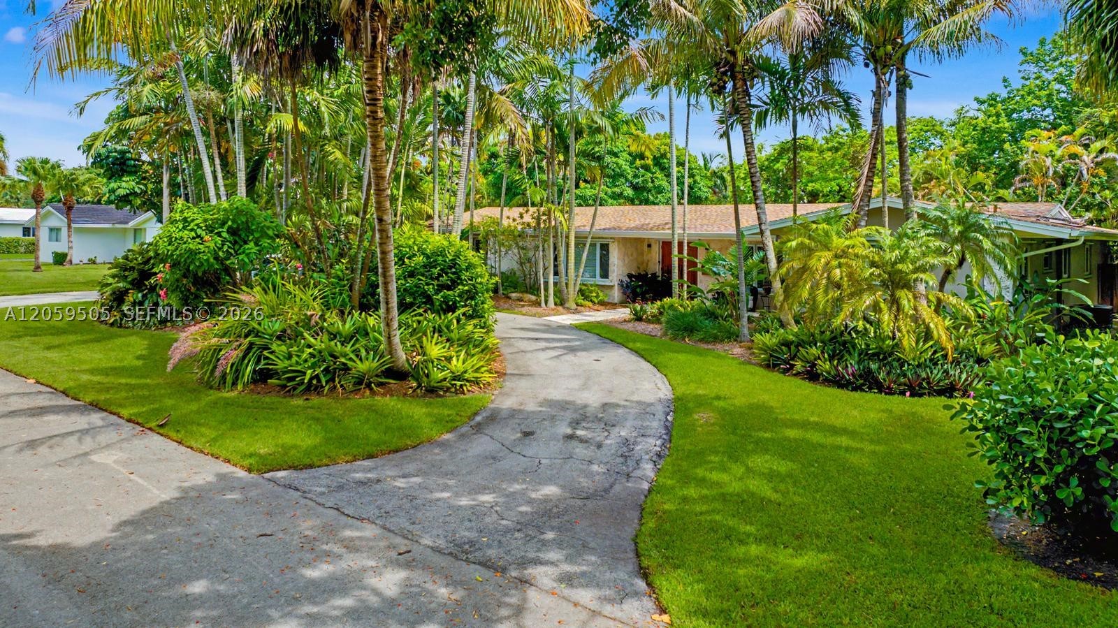 7331 SW 117th Ter Pinecrest, FL 33156