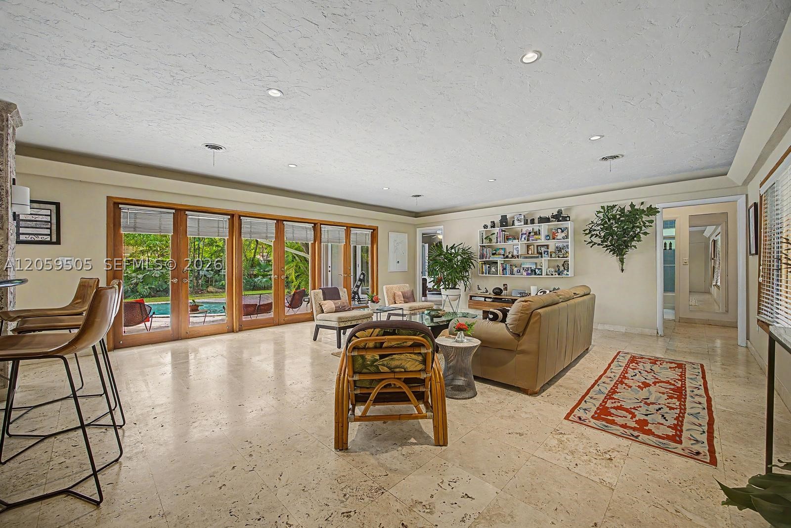 7331 SW 117th Ter Pinecrest, FL 33156