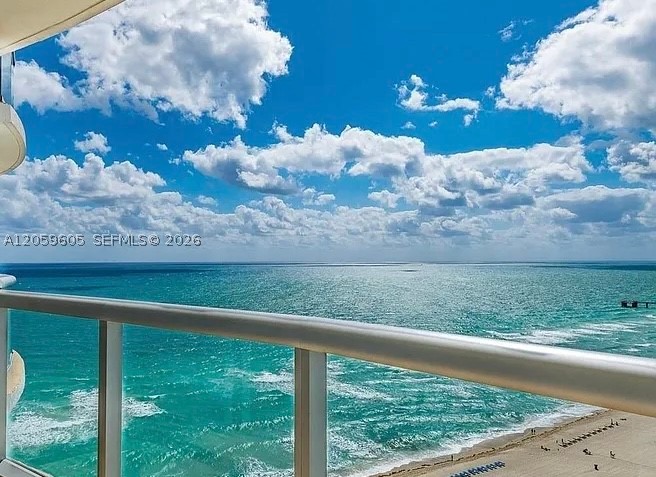 image Sole on the Ocean2