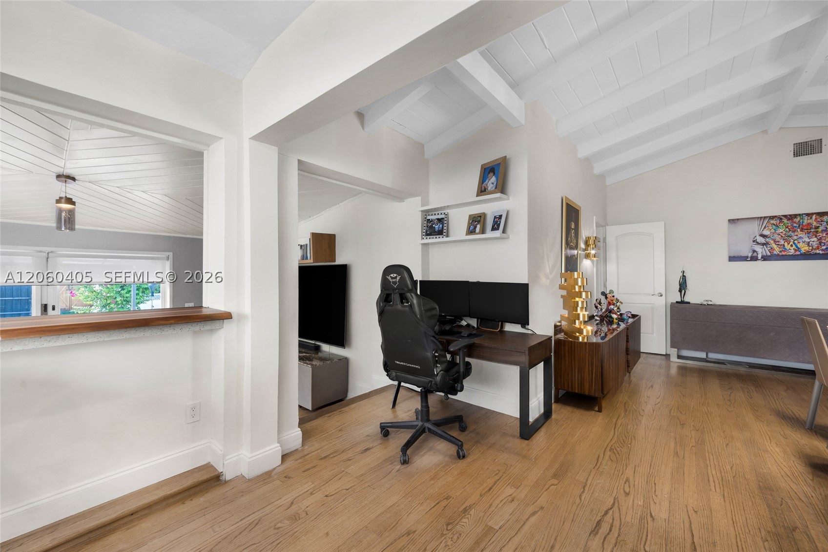 1324 Normandy Dr Miami Beach, FL 33141