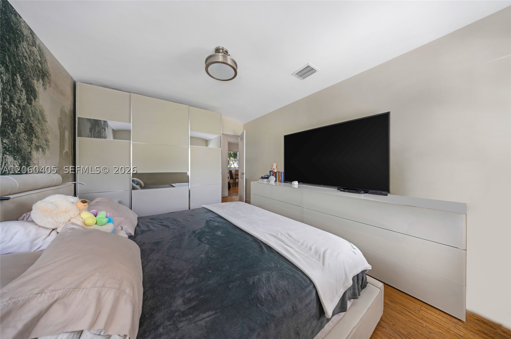 1324 Normandy Dr Miami Beach, FL 33141