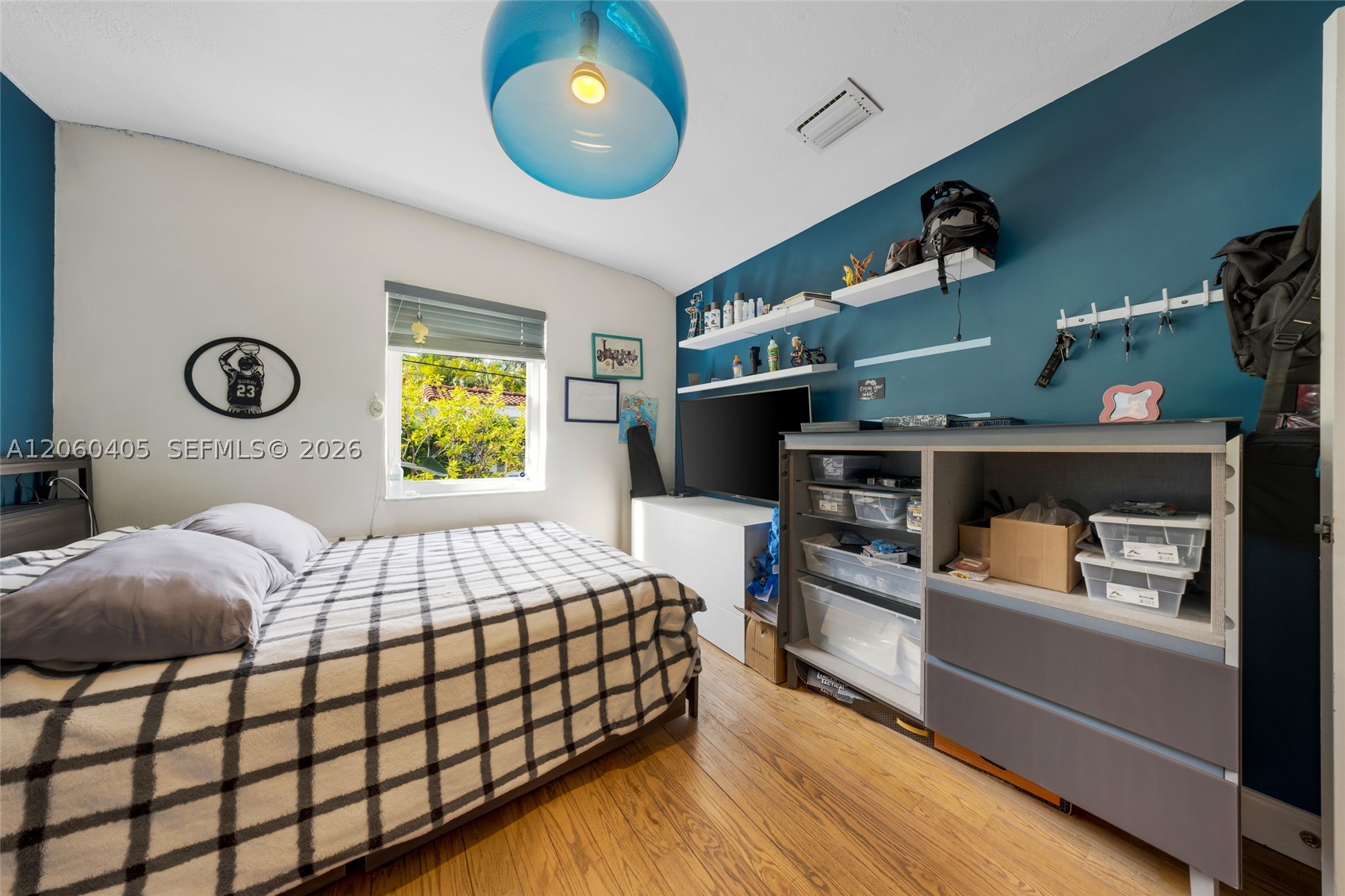 1324 Normandy Dr Miami Beach, FL 33141