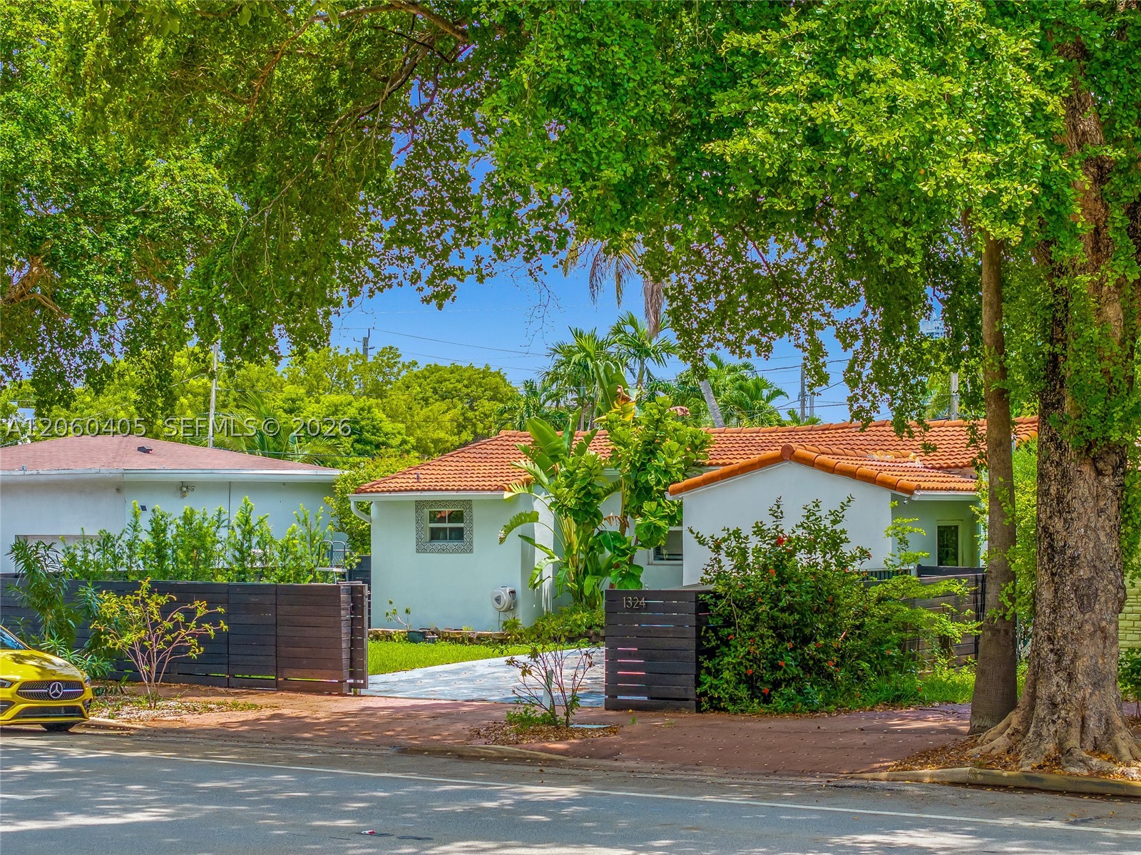 1324 Normandy Dr Miami Beach, FL 33141