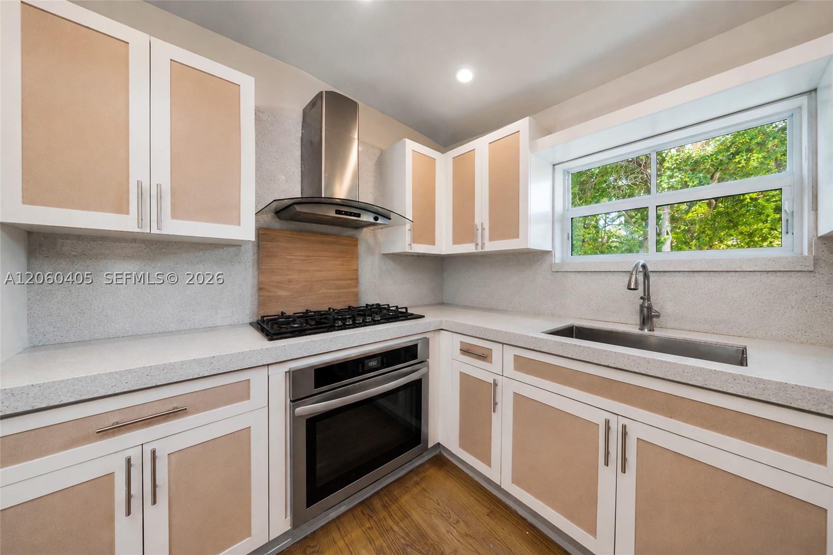 1324 Normandy Dr Miami Beach, FL 33141