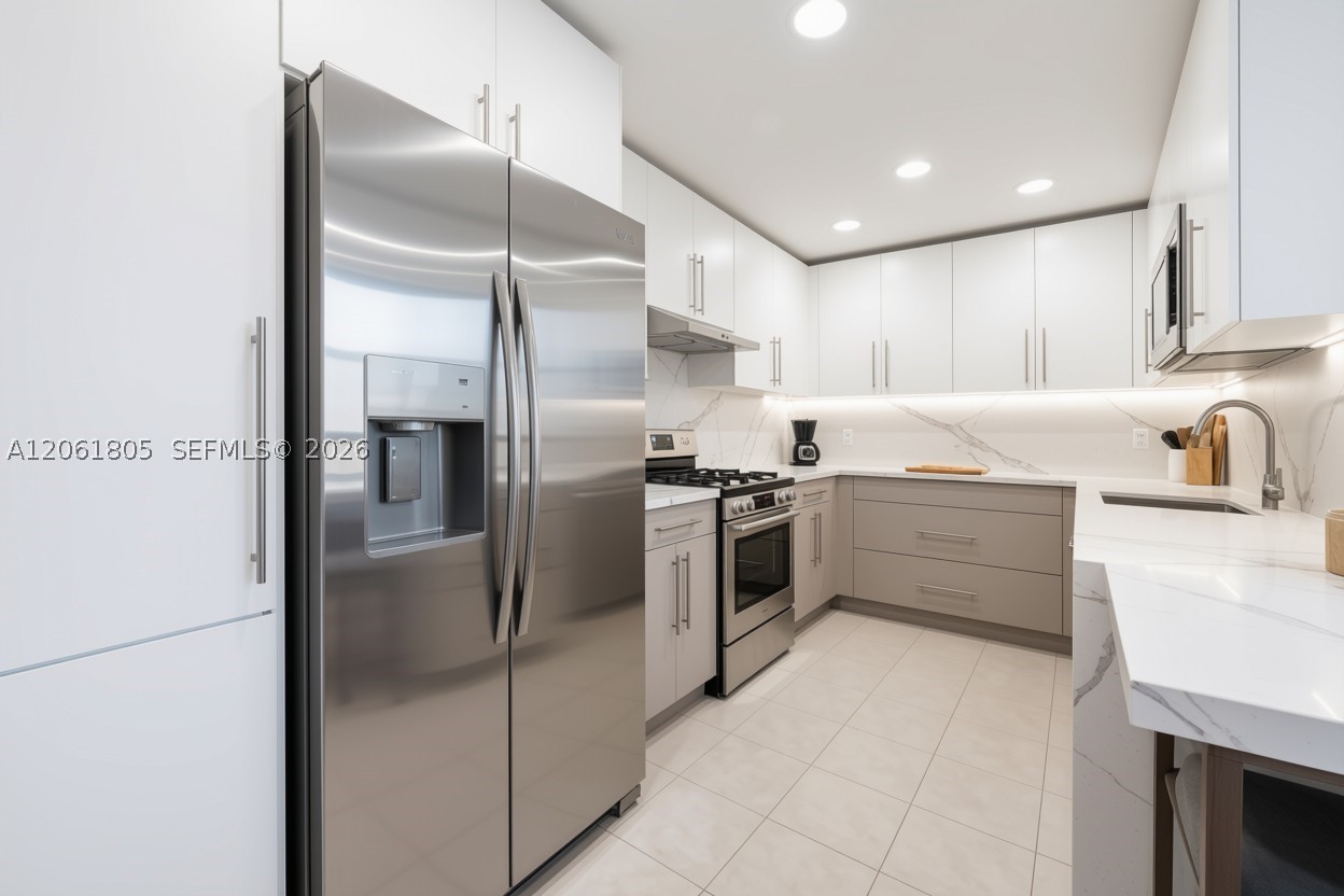 90 Edgewater Dr #501 Coral Gables, FL 33133
