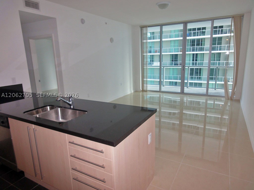 image Axis on Brickell North3