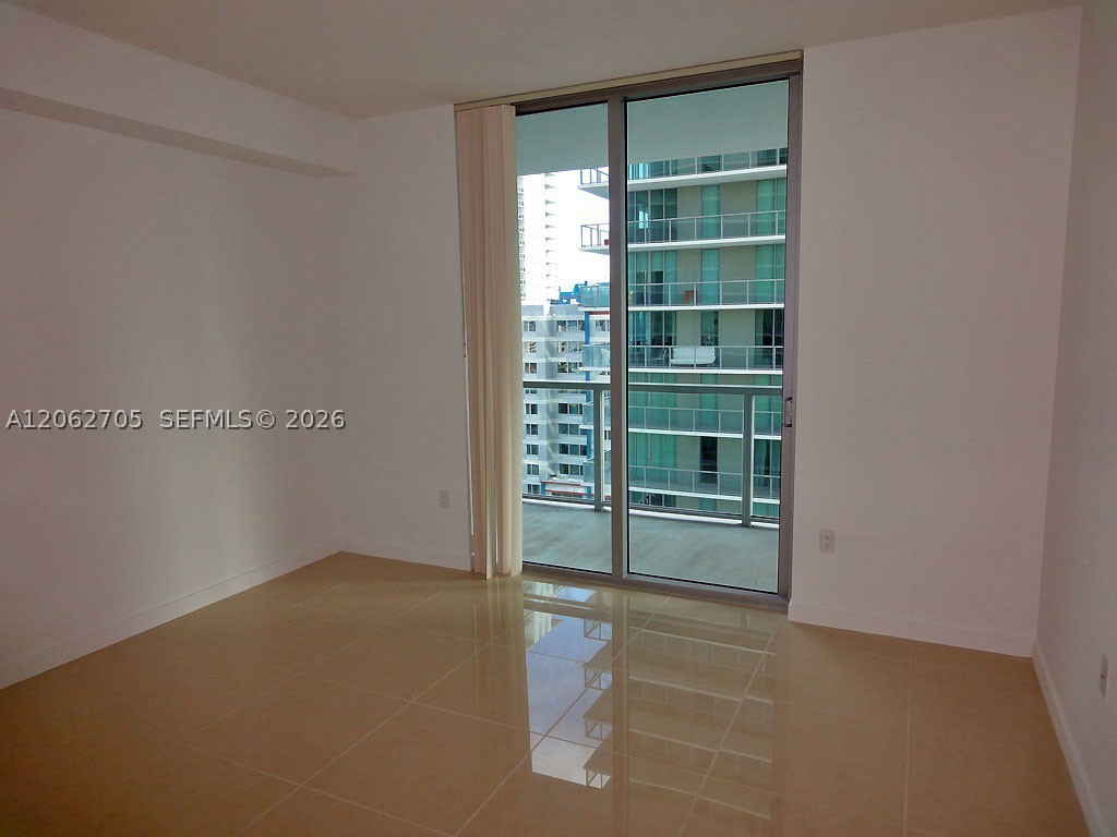 image Axis on Brickell North5
