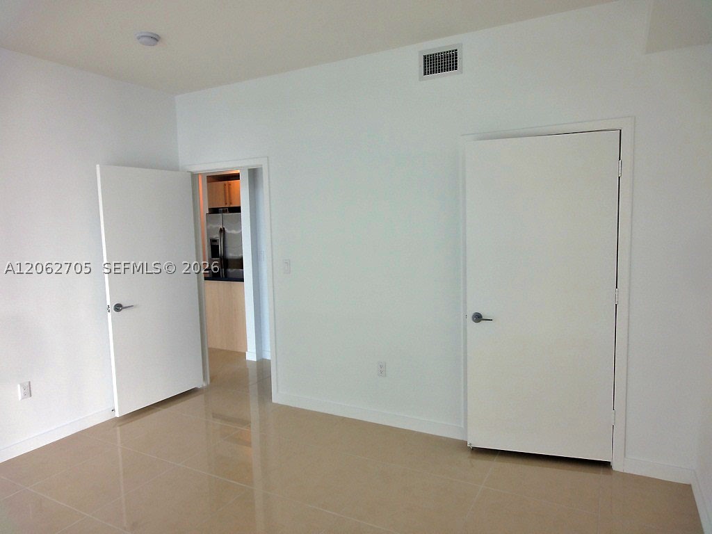 image Axis on Brickell North7