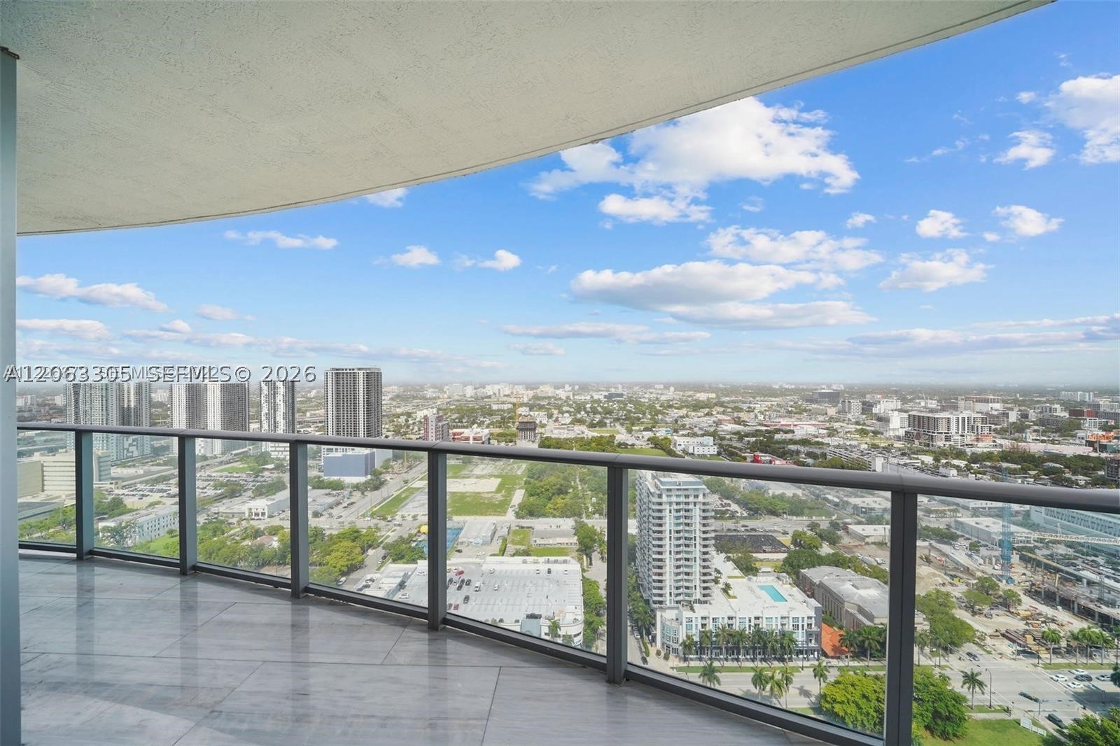 image Aria on the Bay15