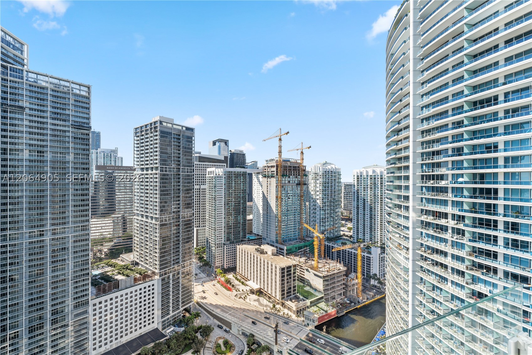 image Aston Martin Residences22