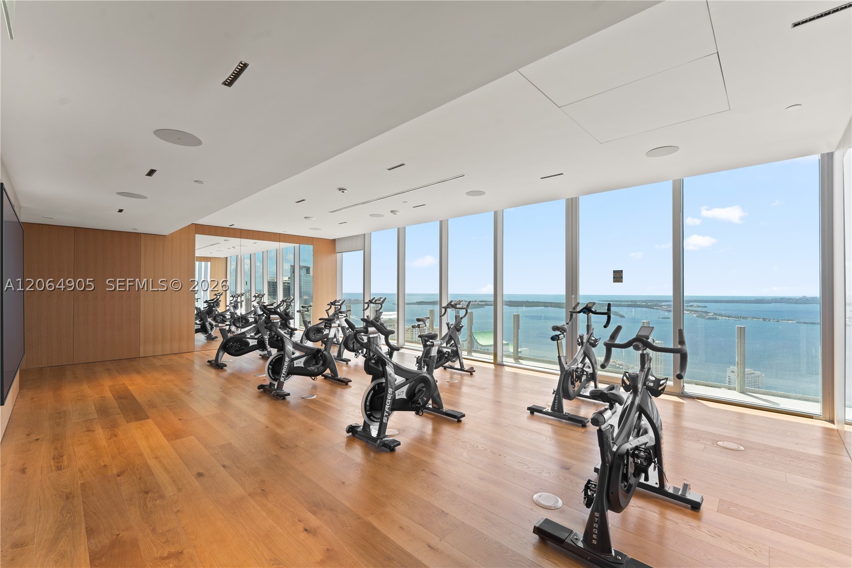 image Aston Martin Residences30