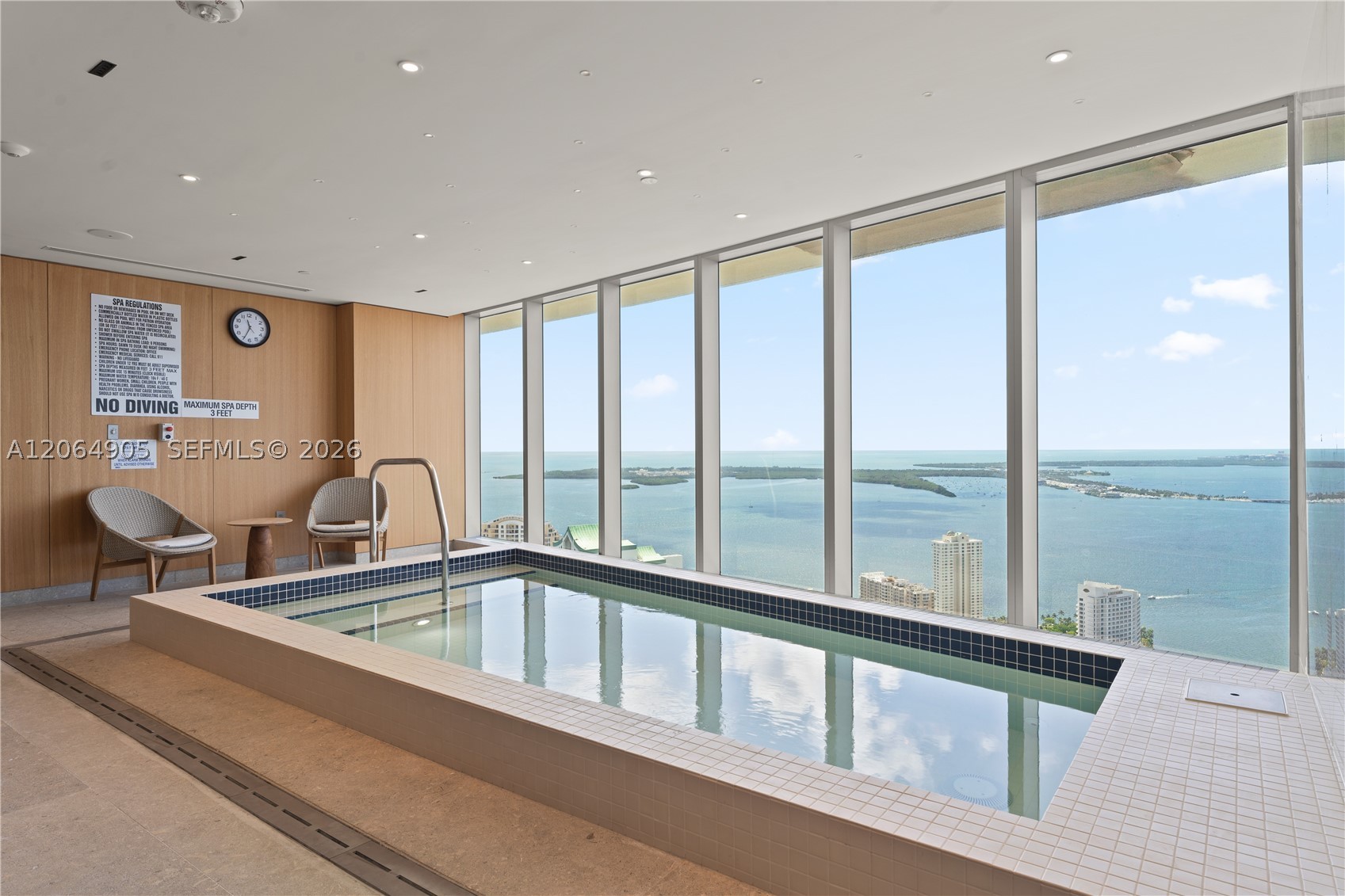 image Aston Martin Residences35