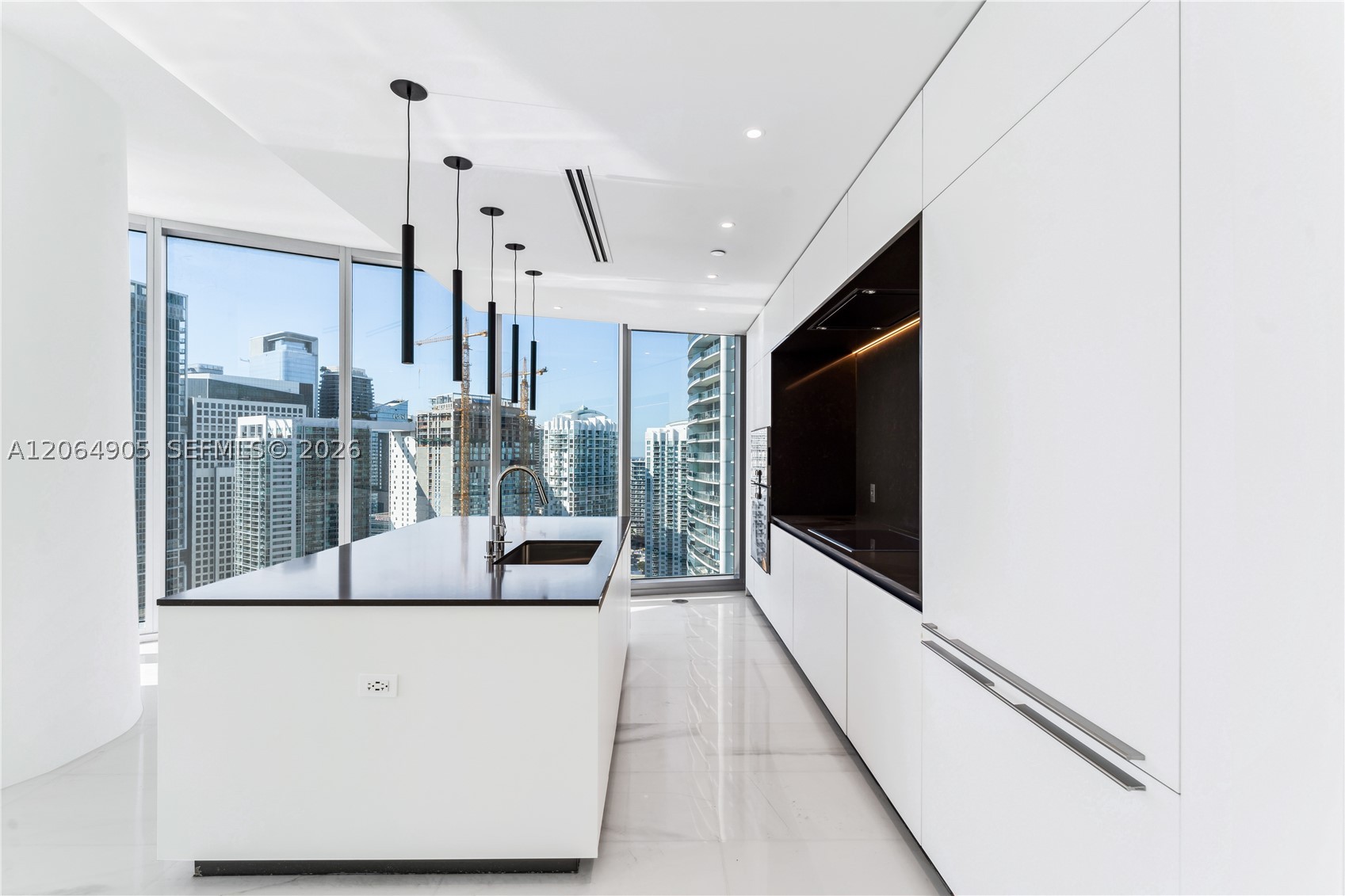 image Aston Martin Residences5