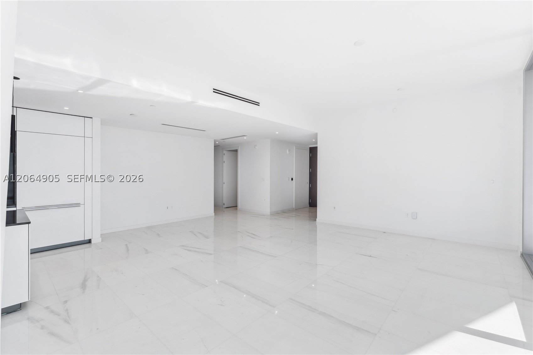 image Aston Martin Residences6