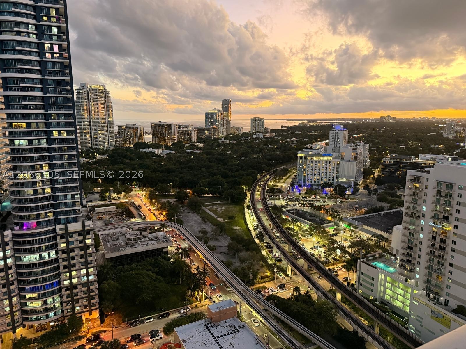 image Axis on Brickell South0