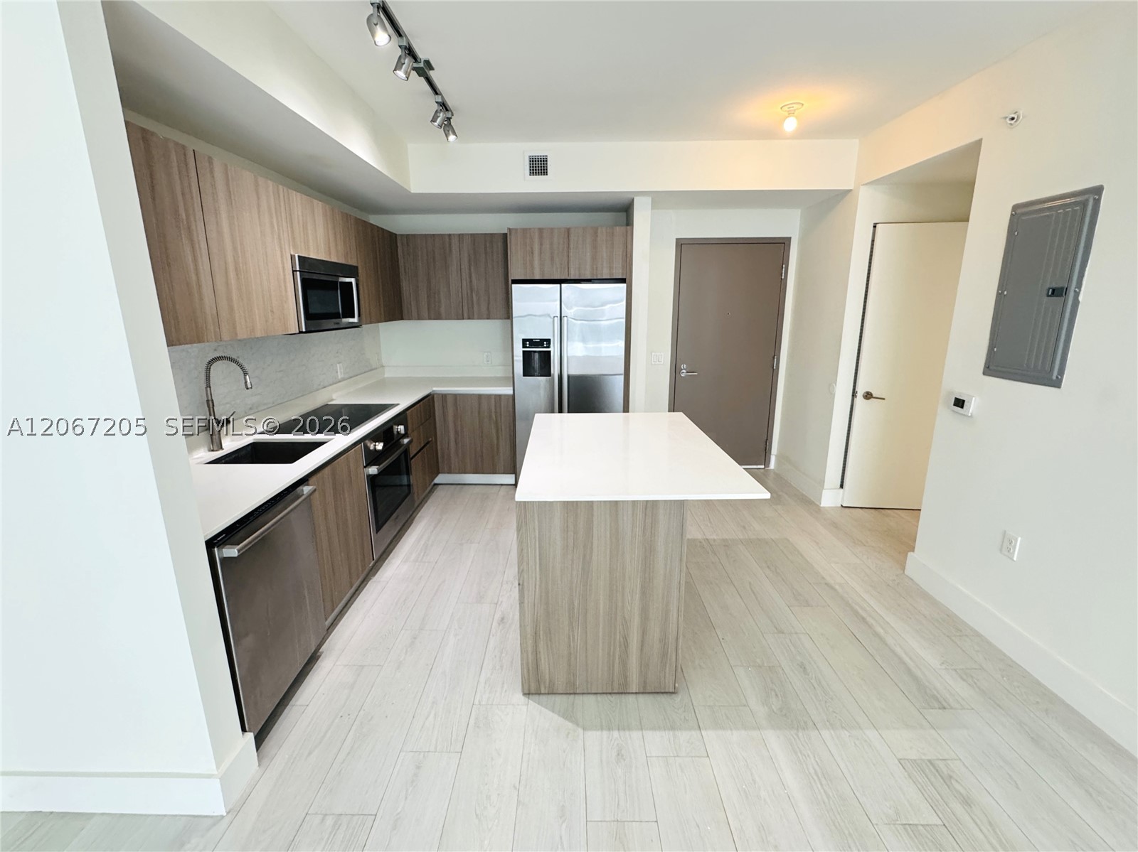 201 SW 17th Rd #603