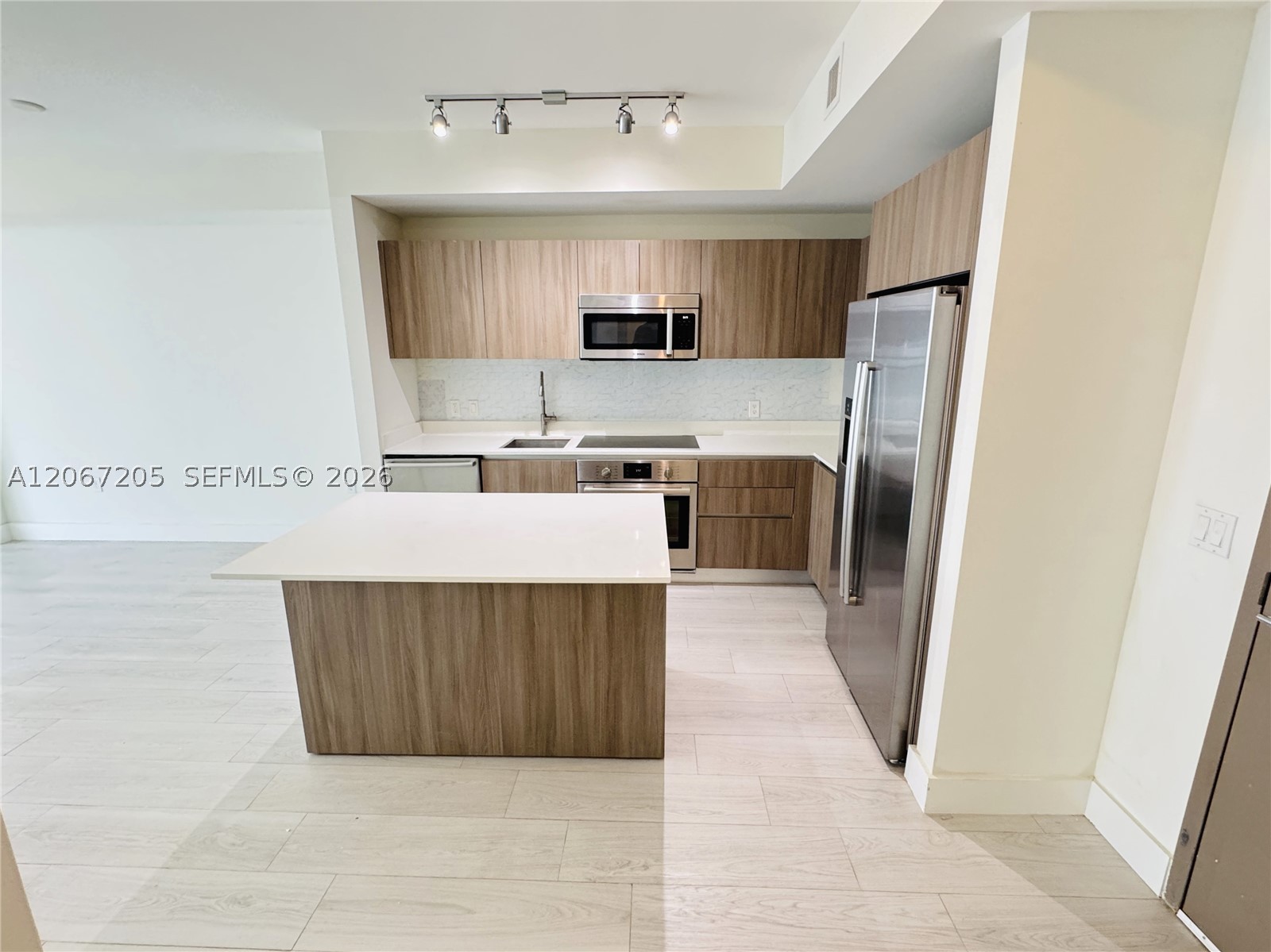 image Cassa Brickell2
