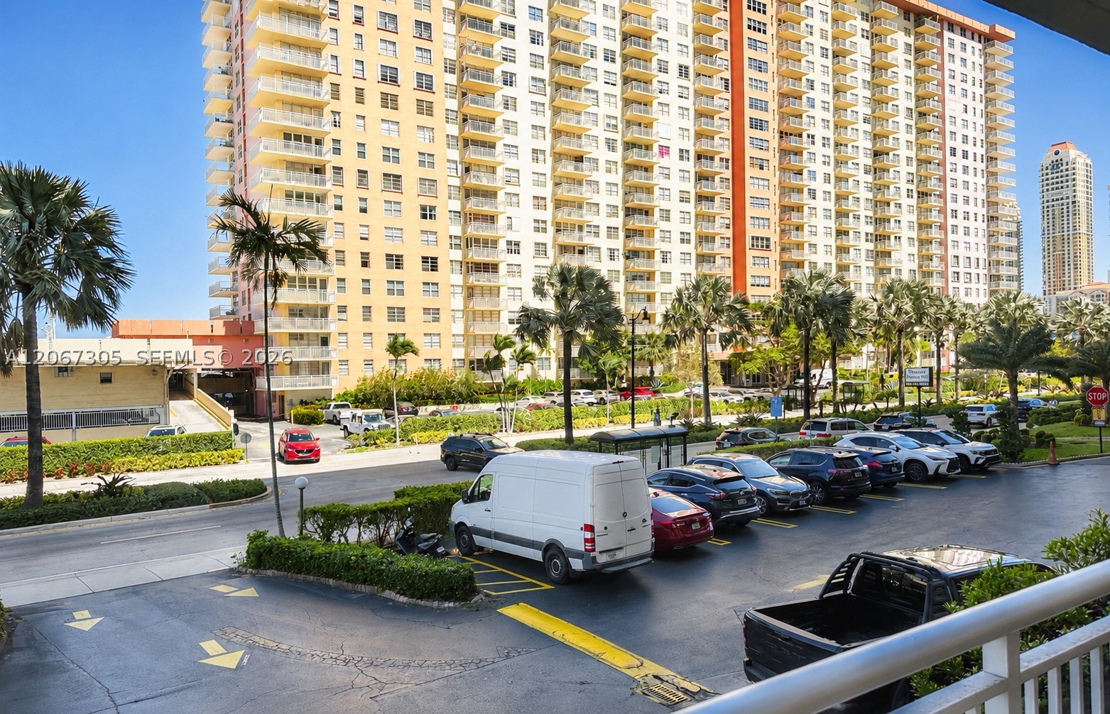 image Winston Towers 10011