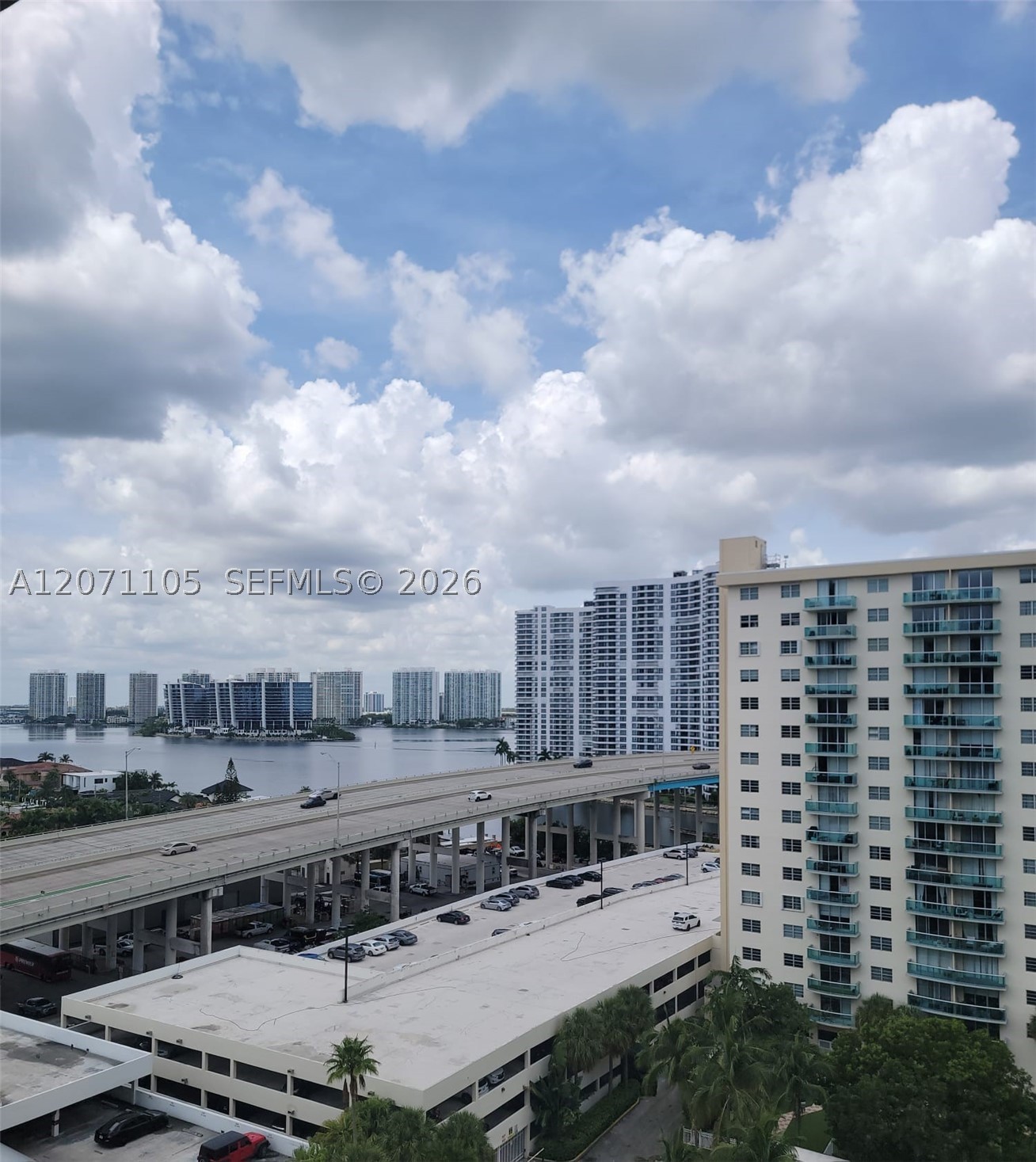 19380 Collins Ave #1207