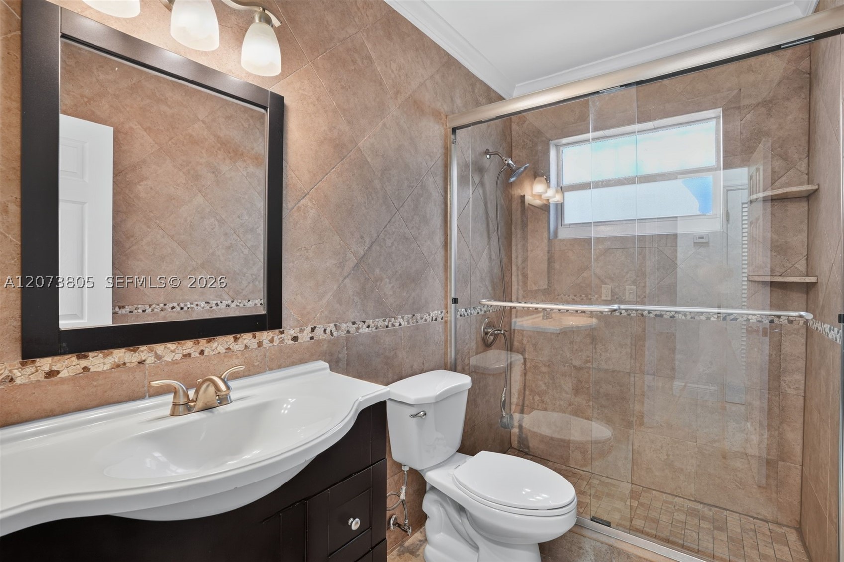 1667 SW 10th St Miami, FL 33135