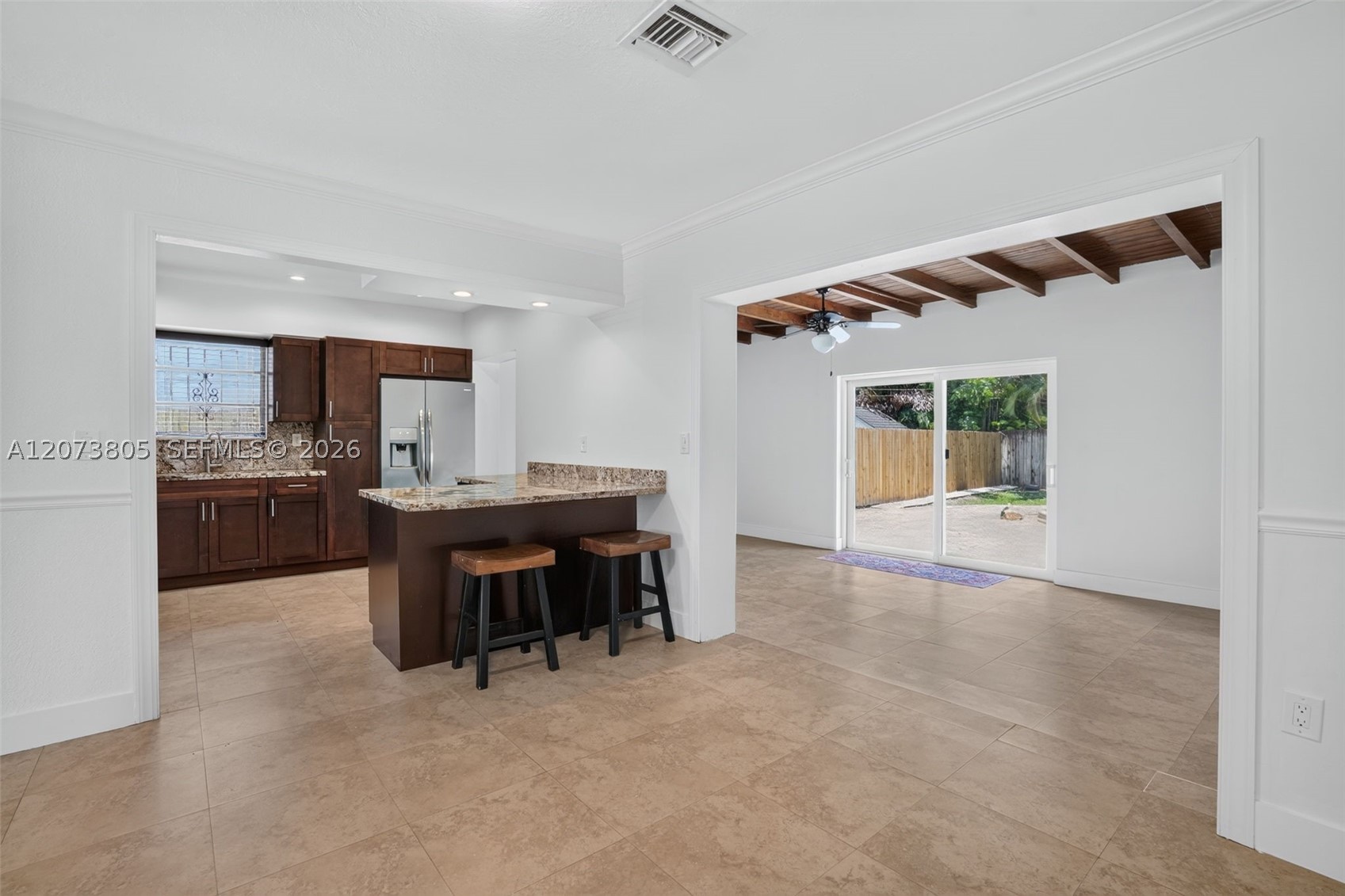 1667 SW 10th St Miami, FL 33135