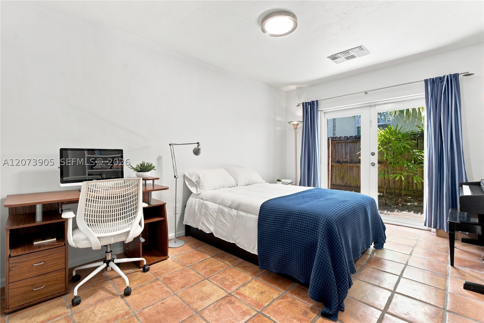 4110 Battersea Rd Miami, FL 33133