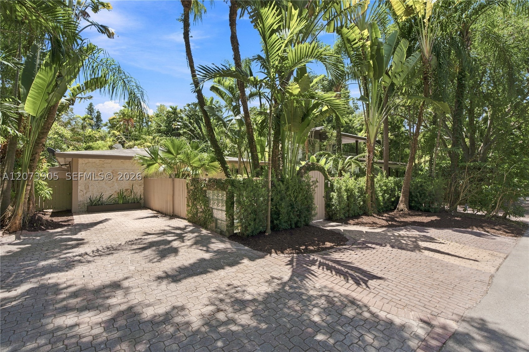 4110 Battersea Rd Miami, FL 33133