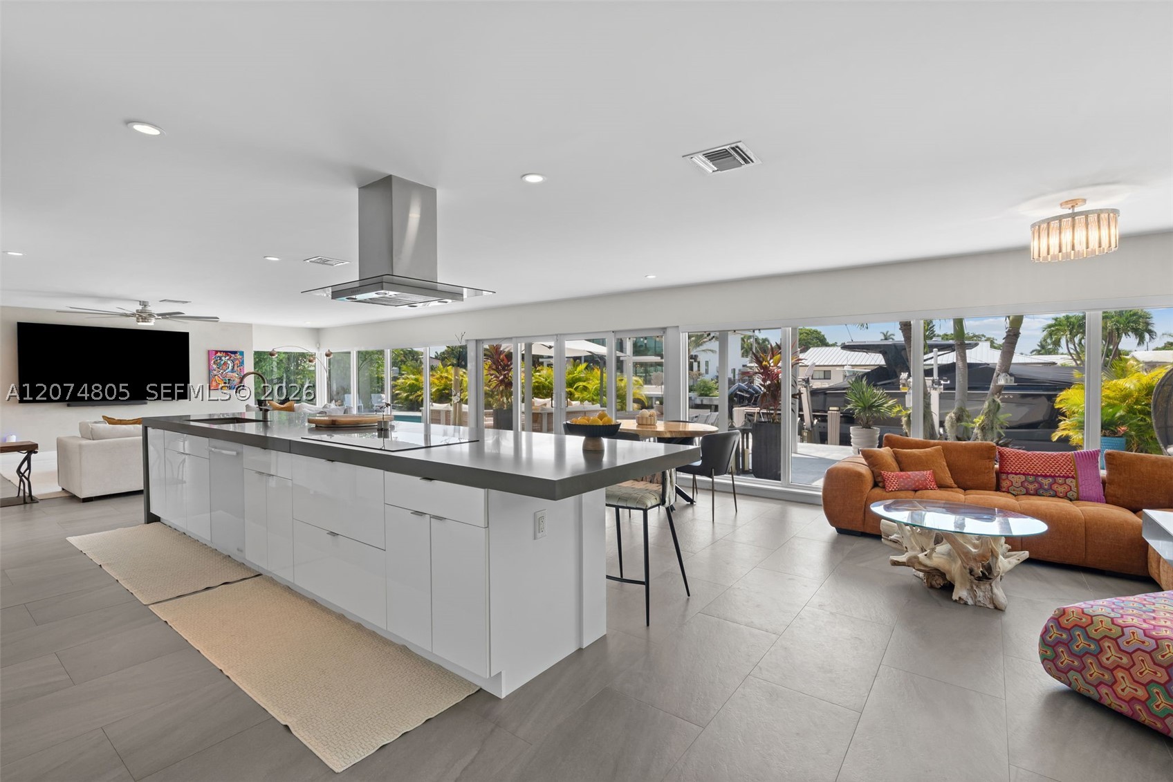 2812 NE 28th St Fort Lauderdale, FL 33306