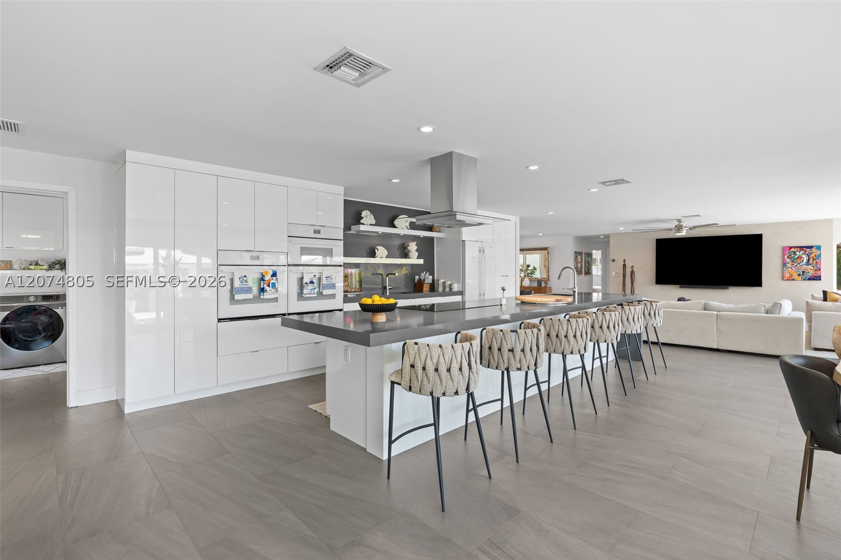 2812 NE 28th St Fort Lauderdale, FL 33306