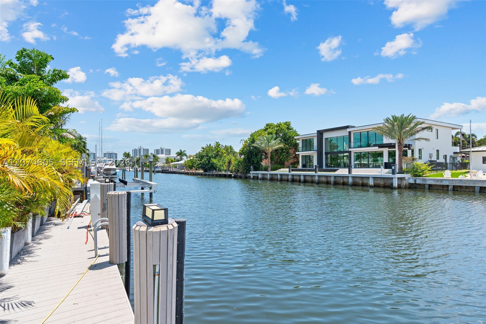 2812 NE 28th St Fort Lauderdale, FL 33306