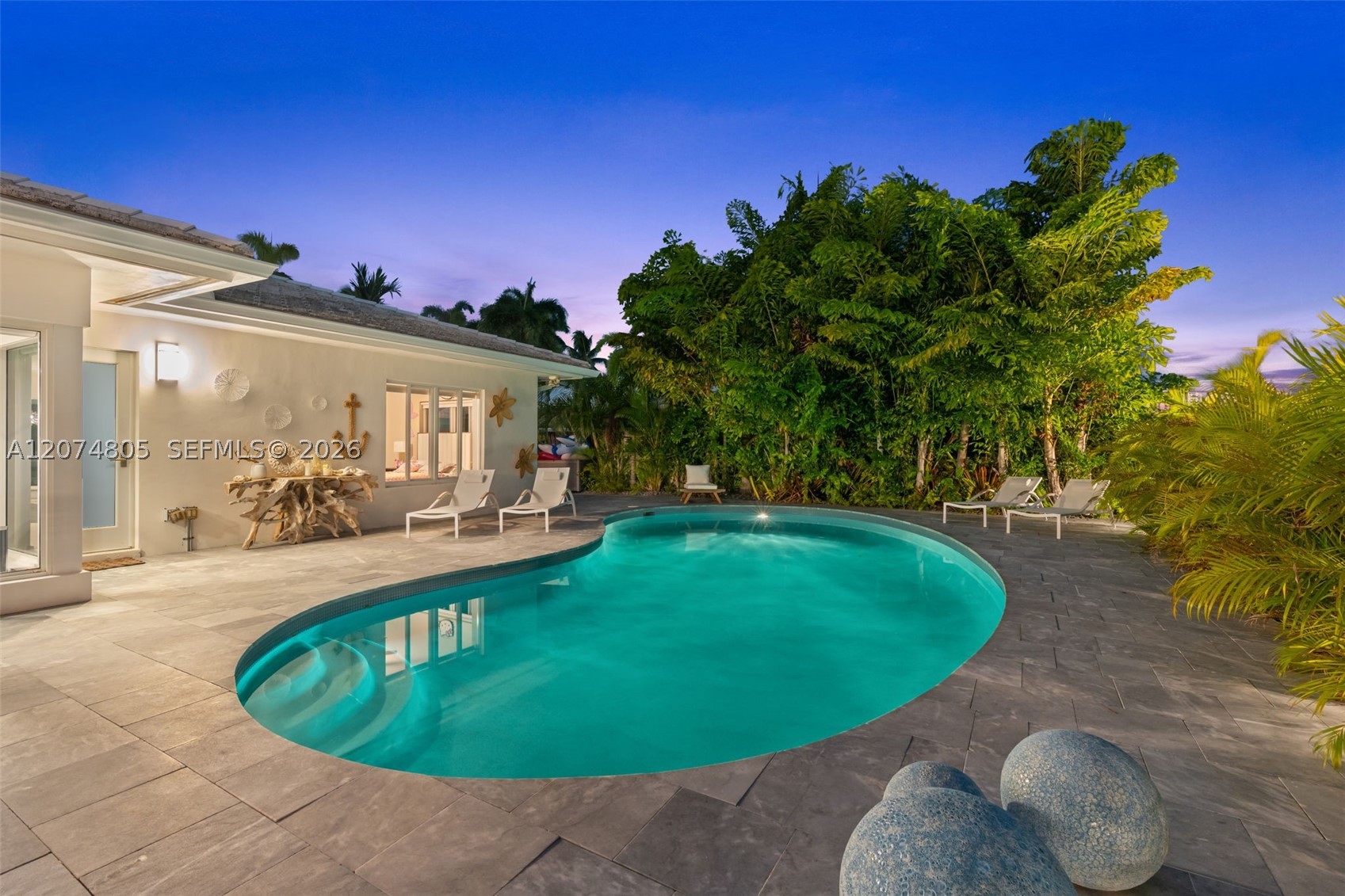 2812 NE 28th St Fort Lauderdale, FL 33306
