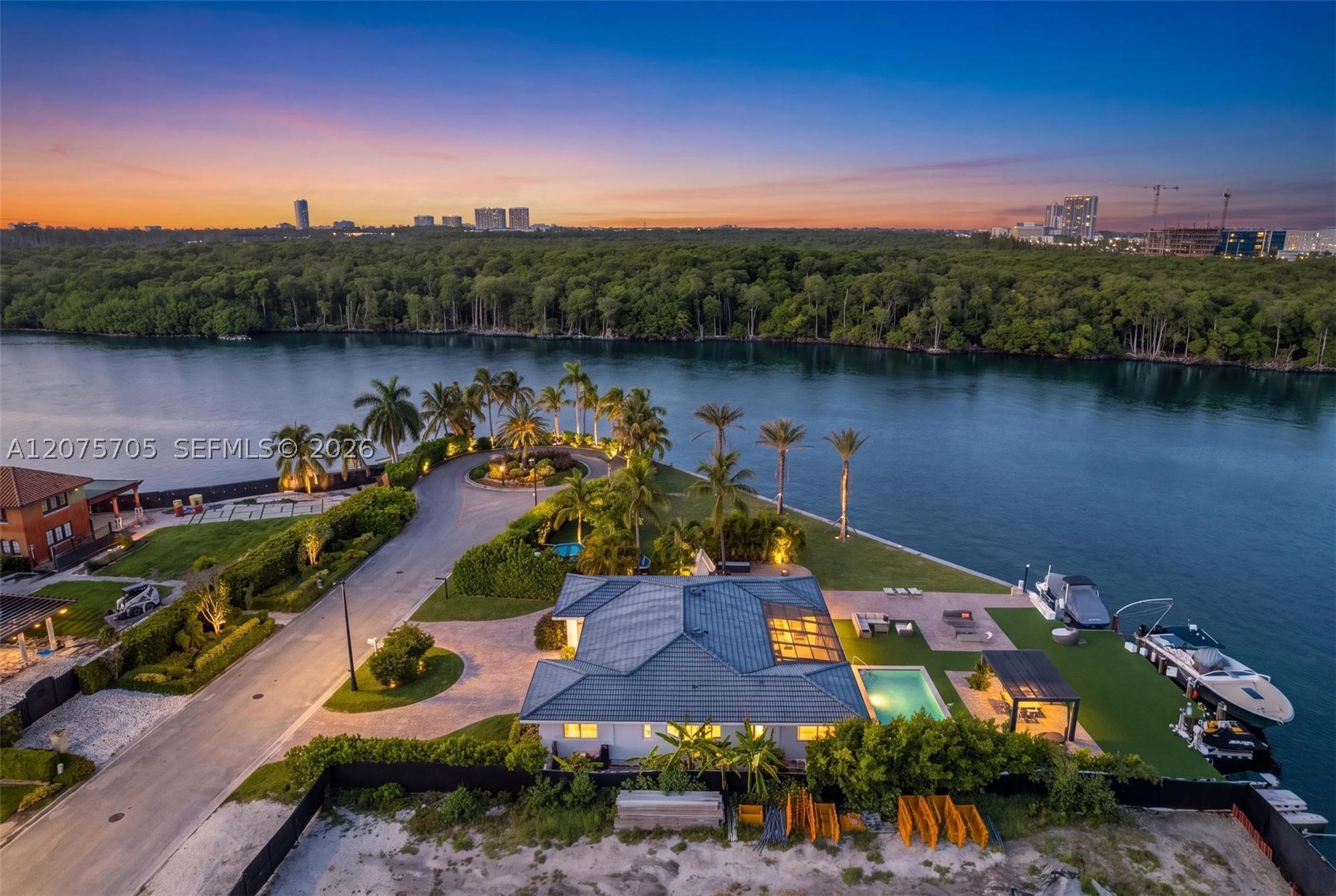 333 Atlantic Ave Sunny Isles Beach, FL 33160