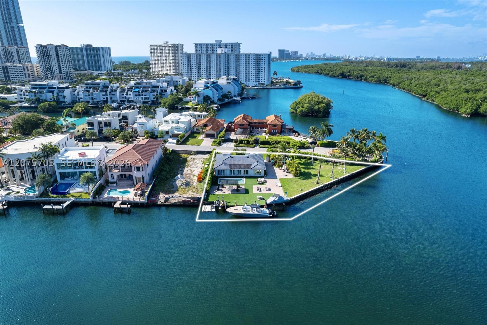 333 Atlantic Ave Sunny Isles Beach, FL 33160