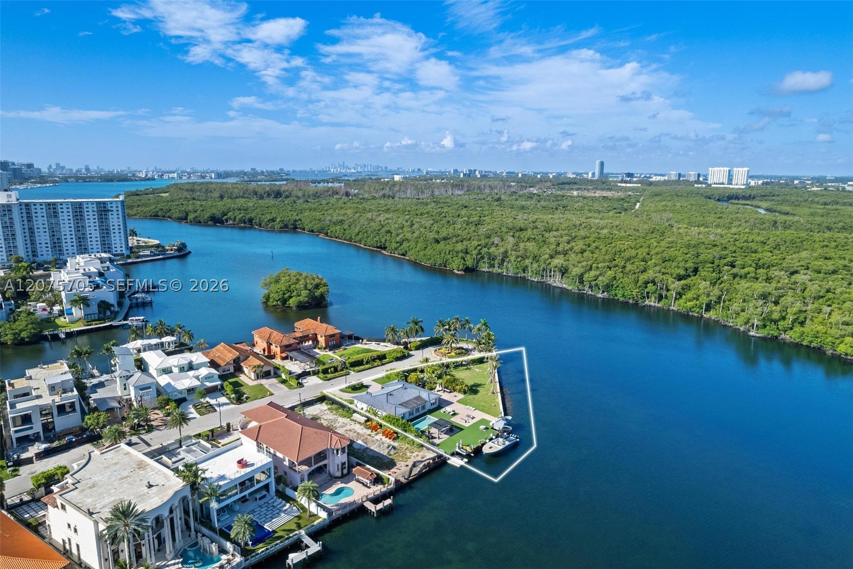 333 Atlantic Ave Sunny Isles Beach, FL 33160