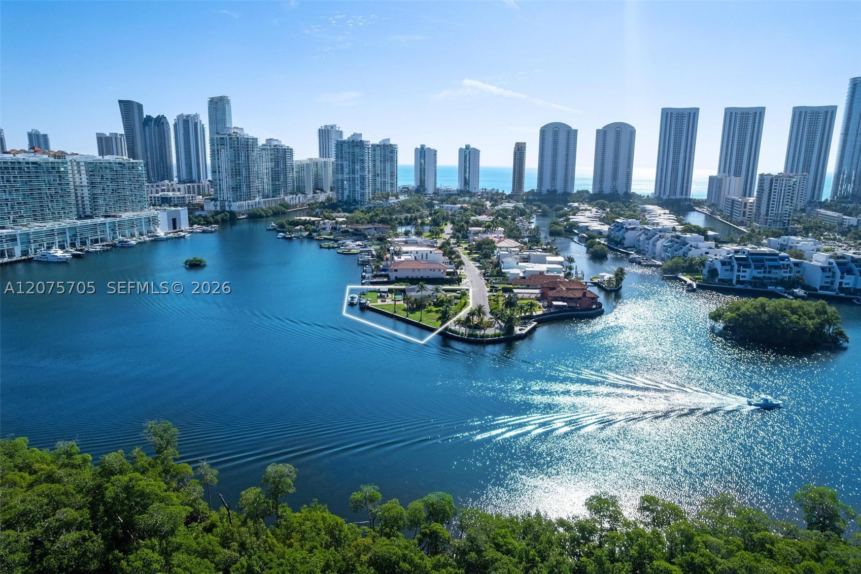 333 Atlantic Ave Sunny Isles Beach, FL 33160