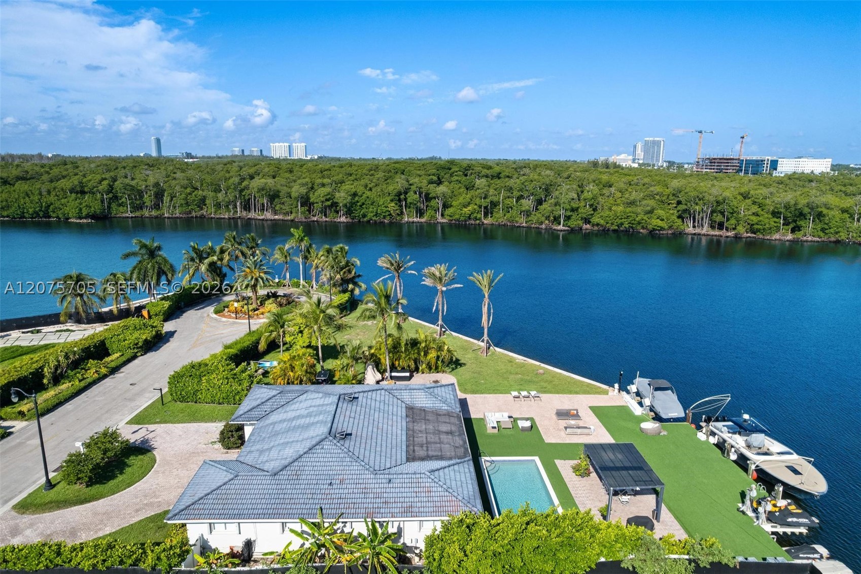333 Atlantic Ave Sunny Isles Beach, FL 33160