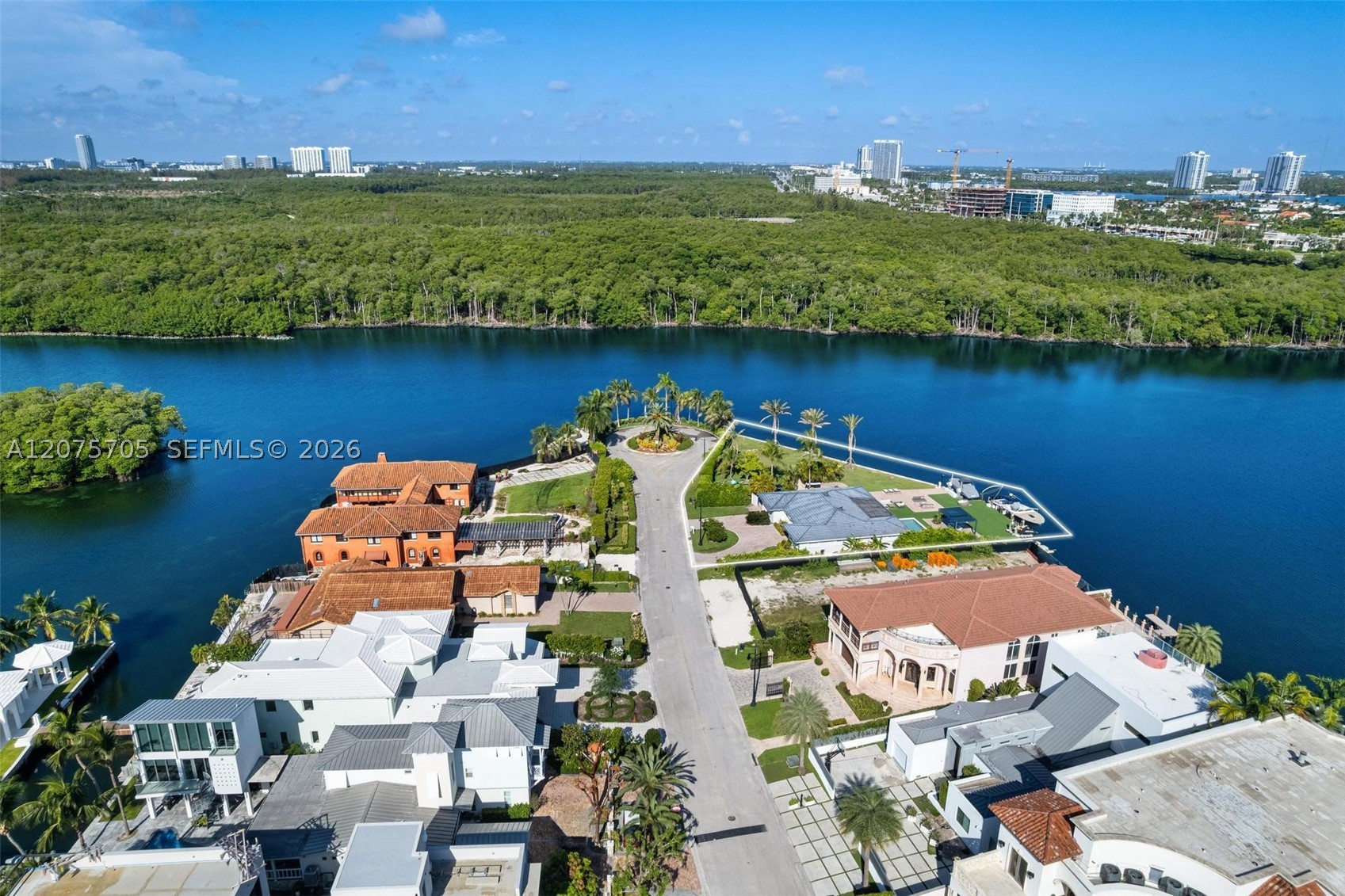 333 Atlantic Ave Sunny Isles Beach, FL 33160