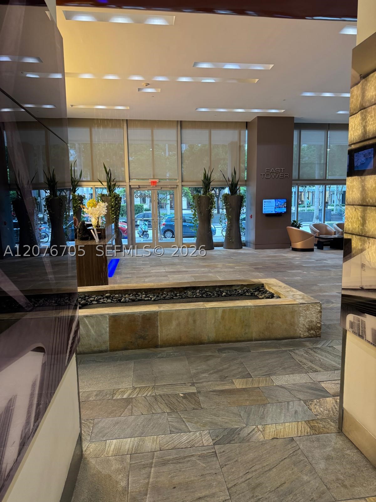 image 500 Brickell East17